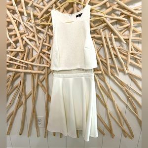 NWOT CITY TRIANGLE WHITE W/ GOLD SPARKLE SKATER DRESS